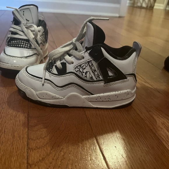 Nike Jordan Retro 4 DIY - Picture 5 of 6